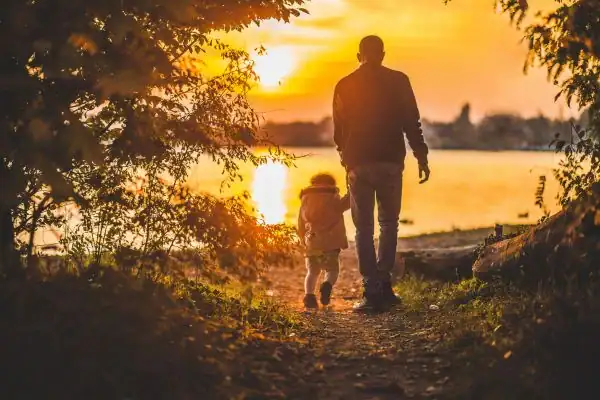 image of dad and child - parental alienation Wisbech